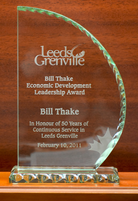 Bill Thake Award - Brown bg